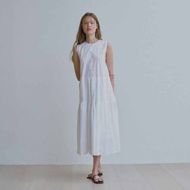 Button shirring long dress