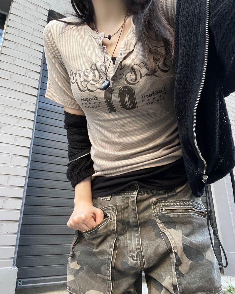 Vintage ten snap ribbed t-shirts