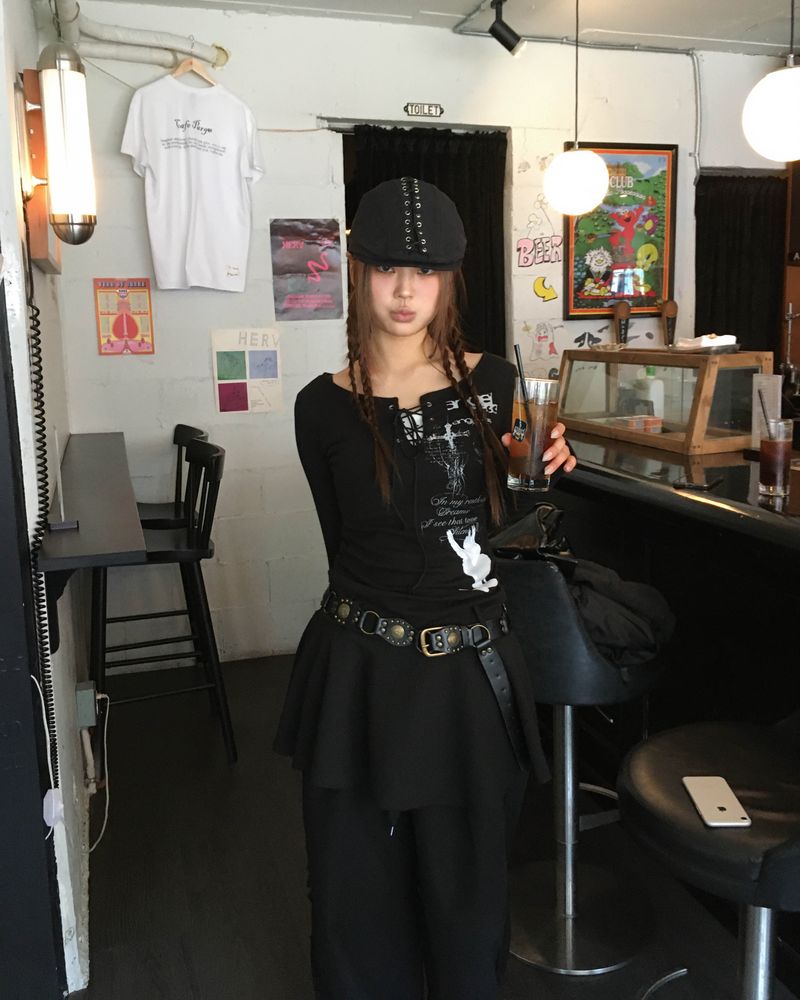 Strap hunting cap