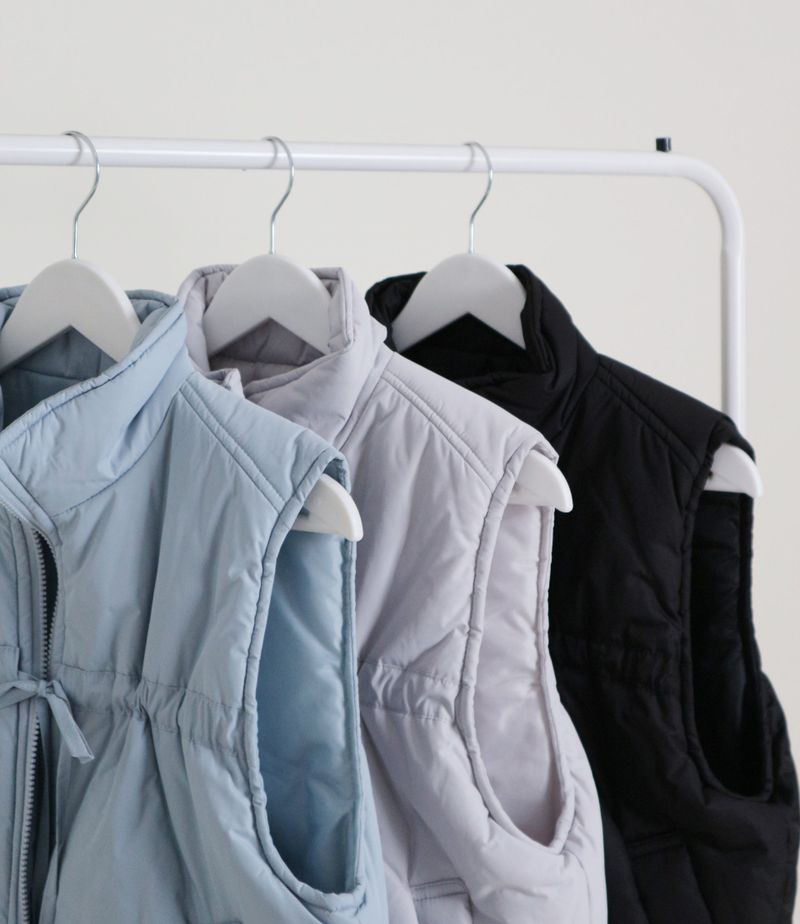 Teddy Ribbon Knot High Neck Cropped Padded Vest (6 ounces)
