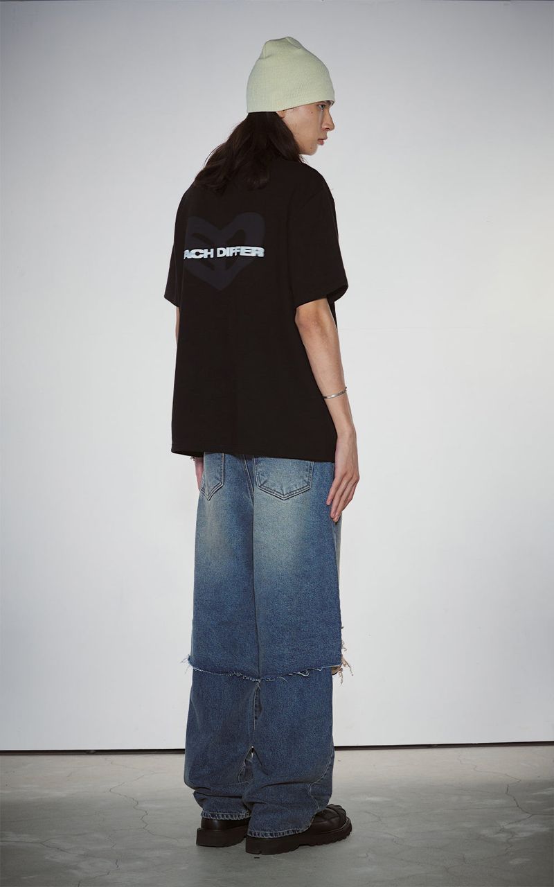 BLUR HEART T-SHIRTS_BLACK