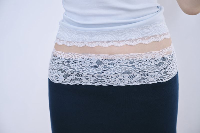 [MADE] Sherry Lace Midi Skirt