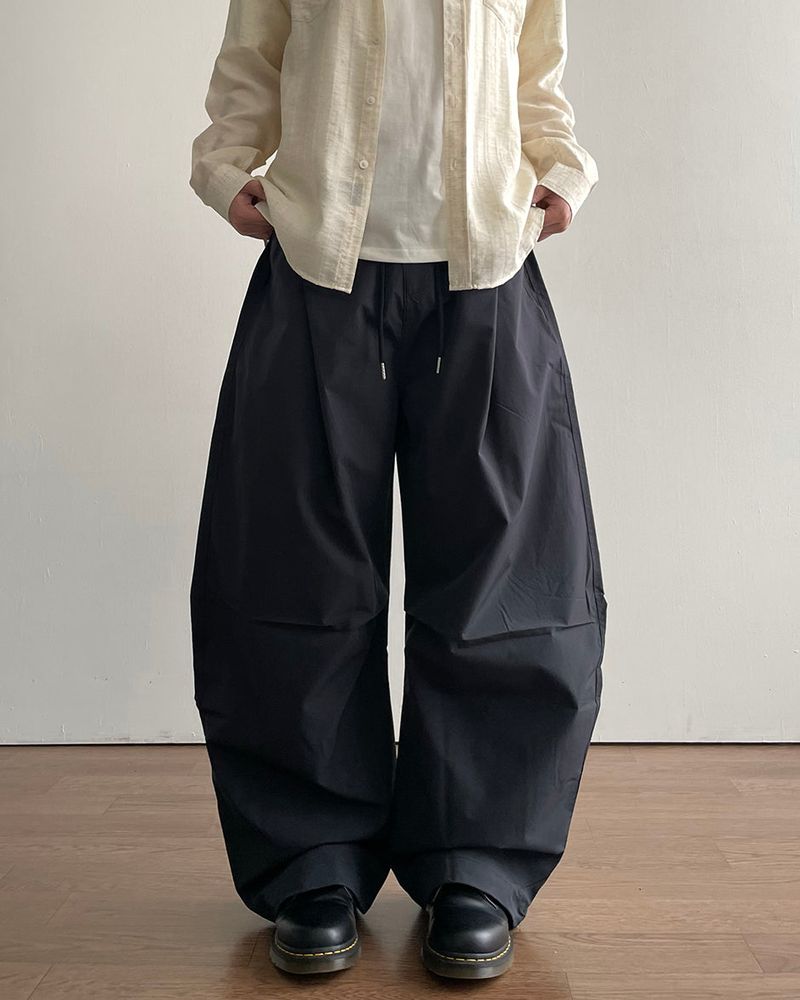 IDF（アイディーエフ）の「Light Pintuck Curved Pants（Pants）」