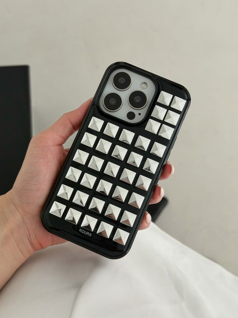 nemo stud case (black)