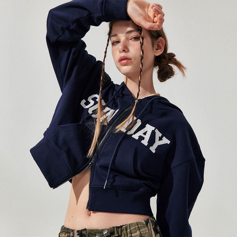wonder visitor（ワンダービジター）の「Sunday Crop Hood Zip-up [2 Color]（Tops）」