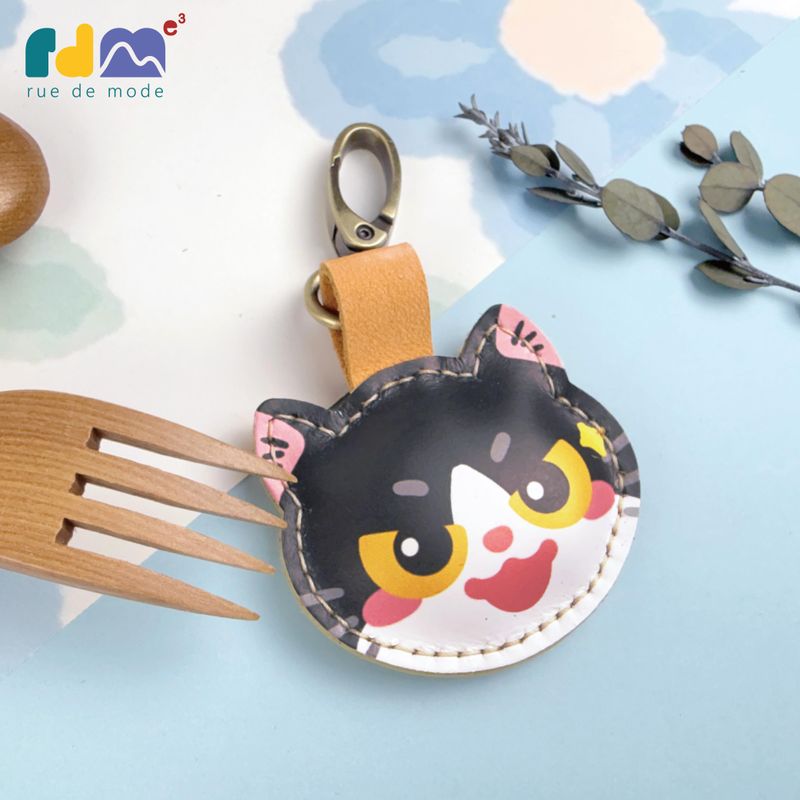 Illustrator Collaboration: Cat Keychain
