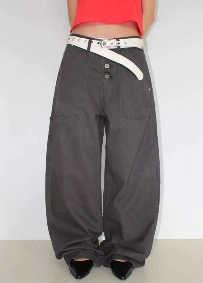 AAKE(アケ)の「4-BUTTON RIVET POCKET PANTS(Pants)」