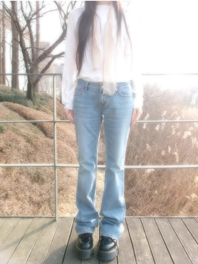 low-rise bootcut