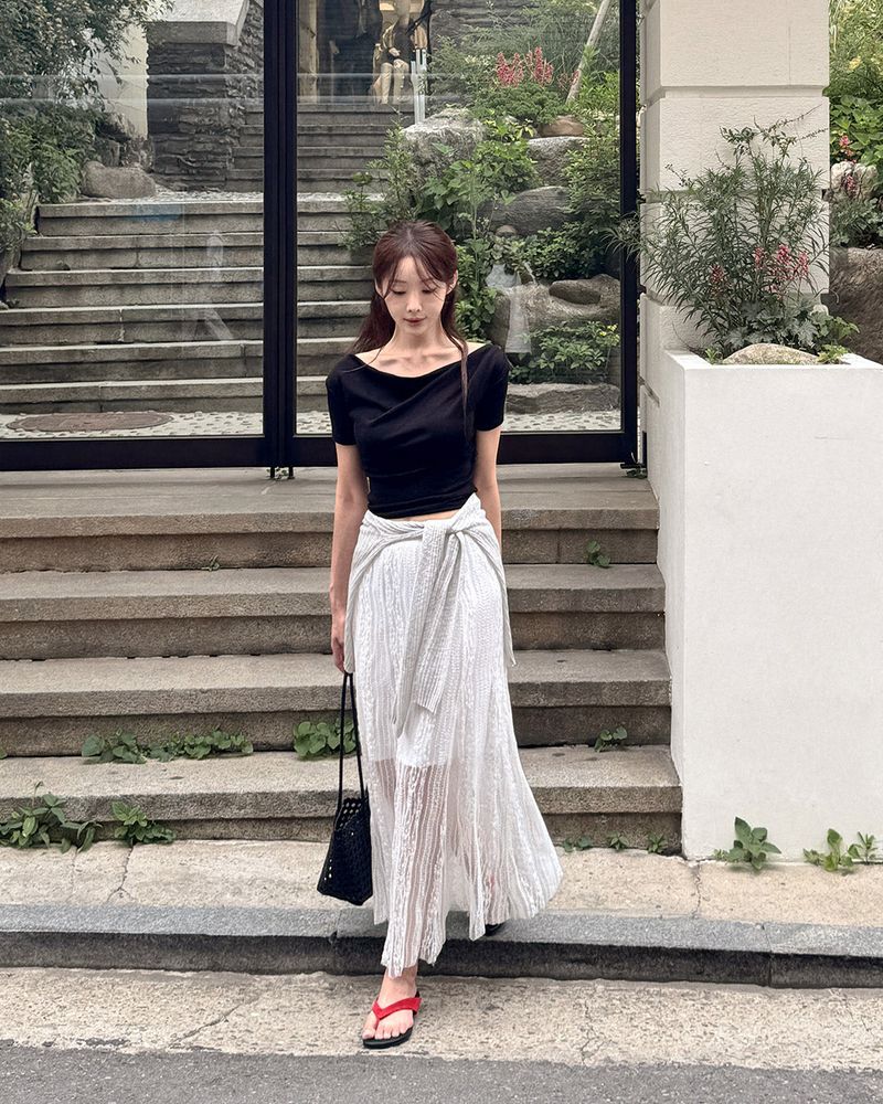 Hintz lace long skirt