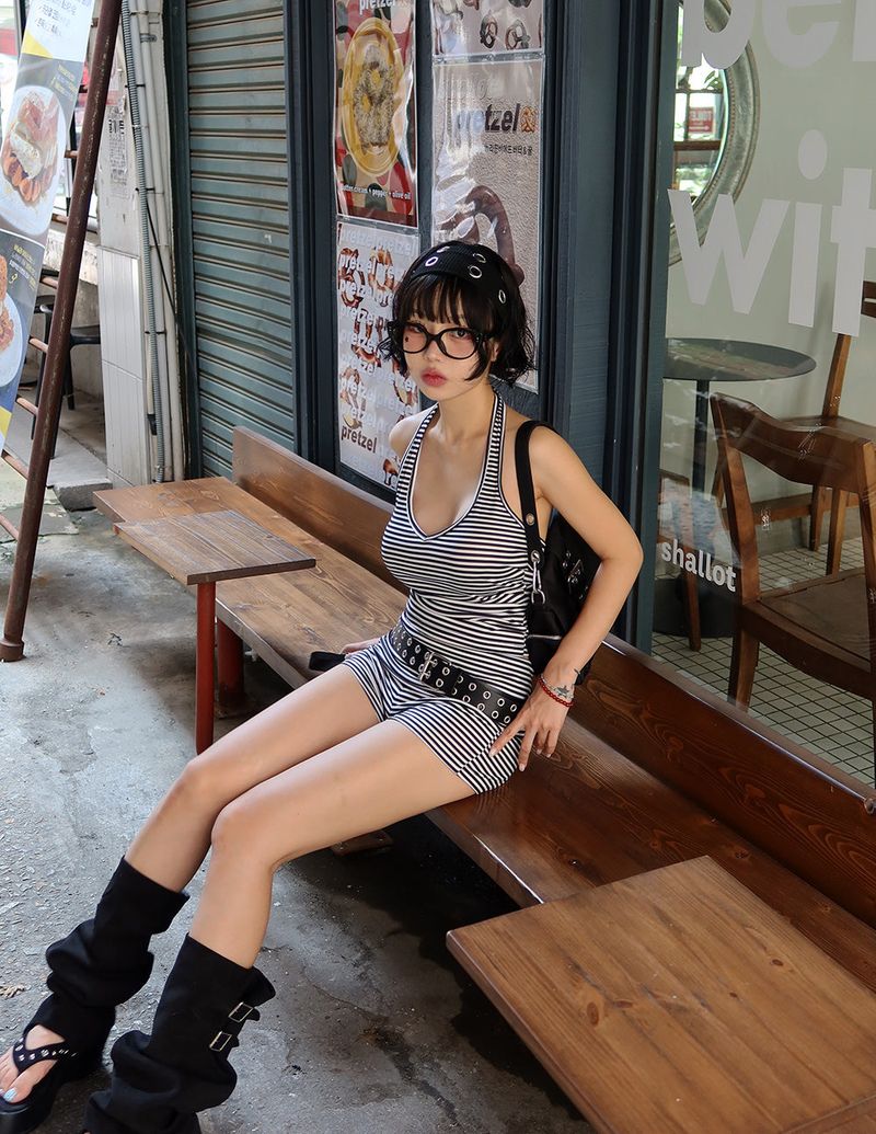 Stripe halterneck & shorts Two-piece set