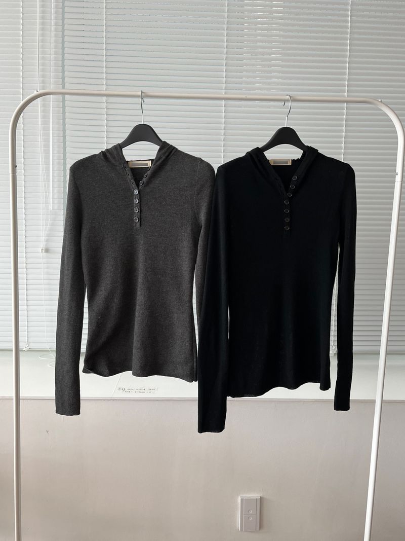 button hooded knit (2 colors)