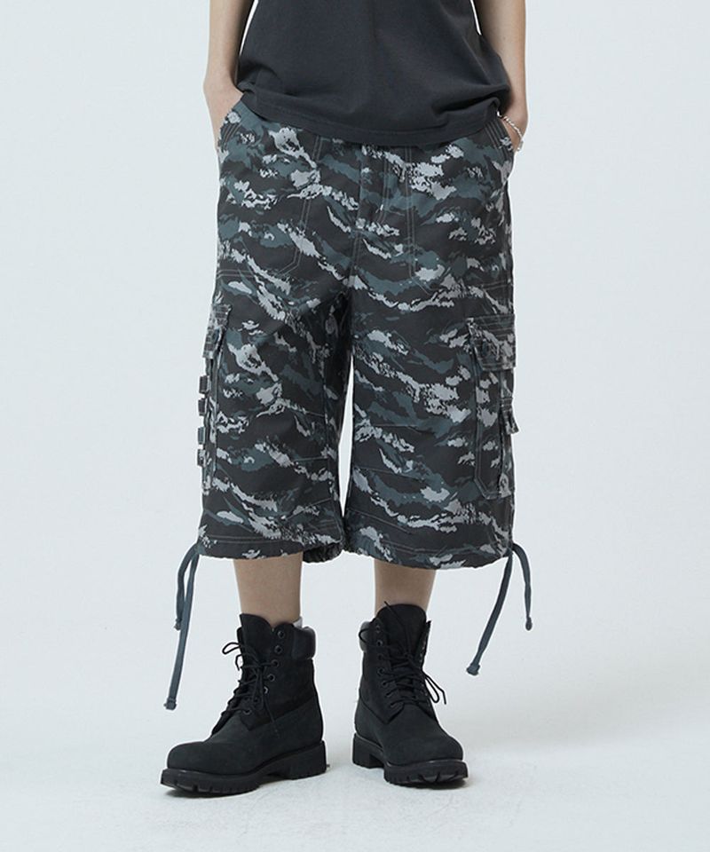 mahagrid（マハグリッド）の「UTILITY CARGO CAMO SHORTS（Pants）」