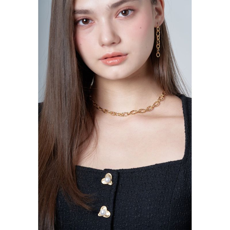 TWIST GOLD CHAIN NECKLACE