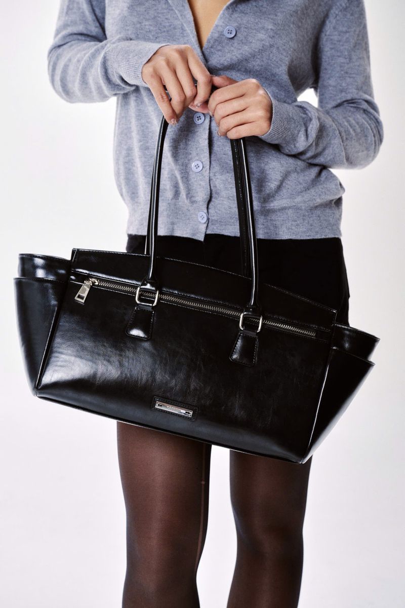 Voyage Handle Bag