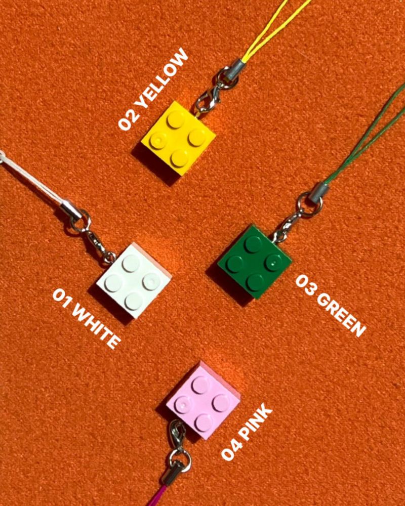 TREEFORFIVE345（ツリーフォーファイブ345）の「[4COLORS]LEGOフォンチェーン / TREEFORFIVE345（スマホグッズ/小物）」