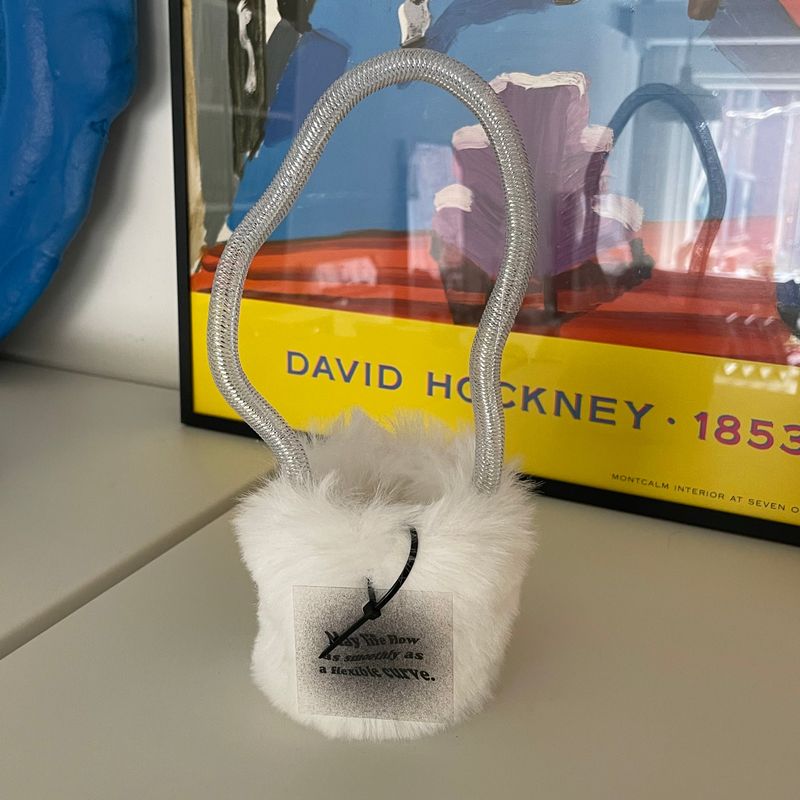 FLUFFY HANGING (XS