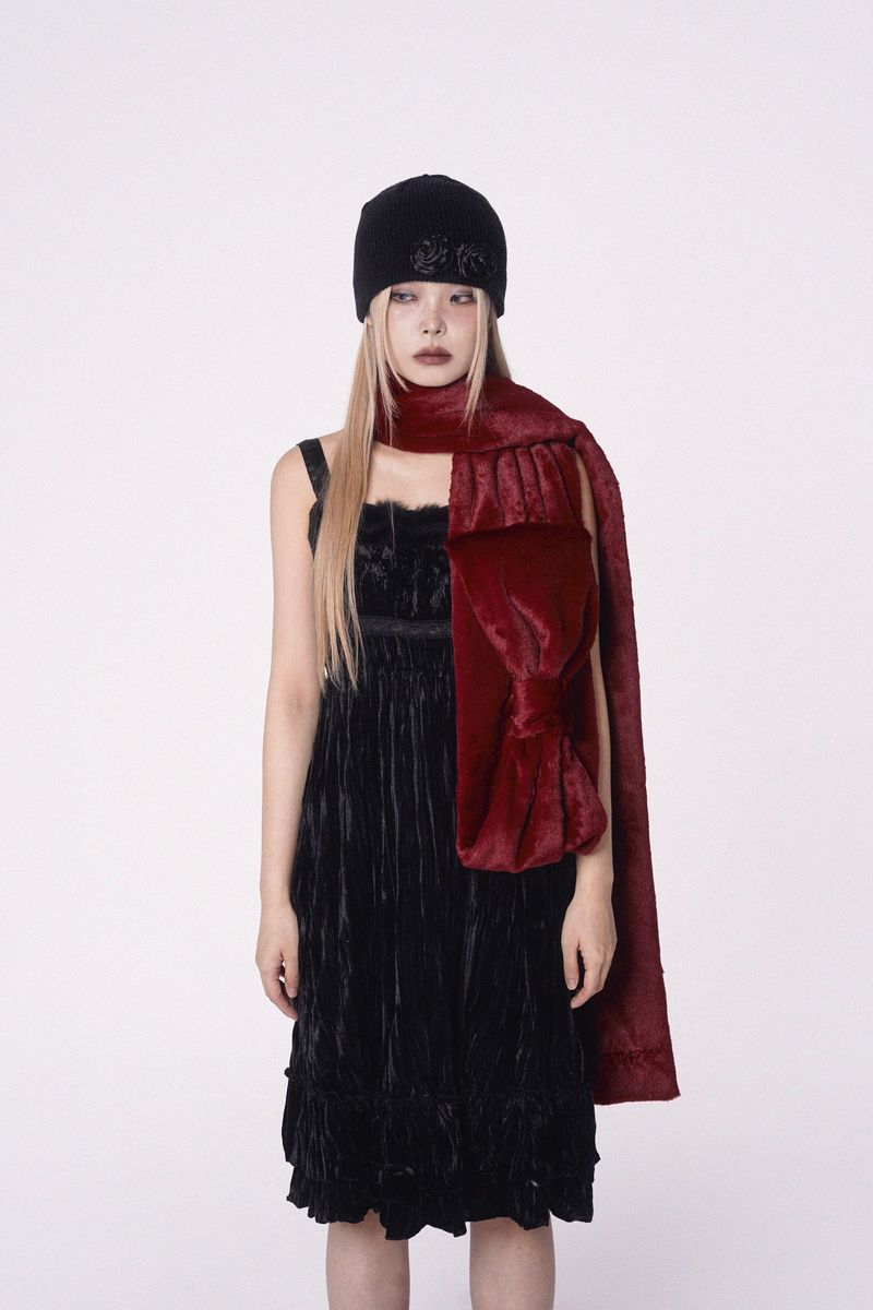PINCUNOMARU（ピンクノマル）の「Ribbon Muffler_Wine Red（Fashion Accessories）」