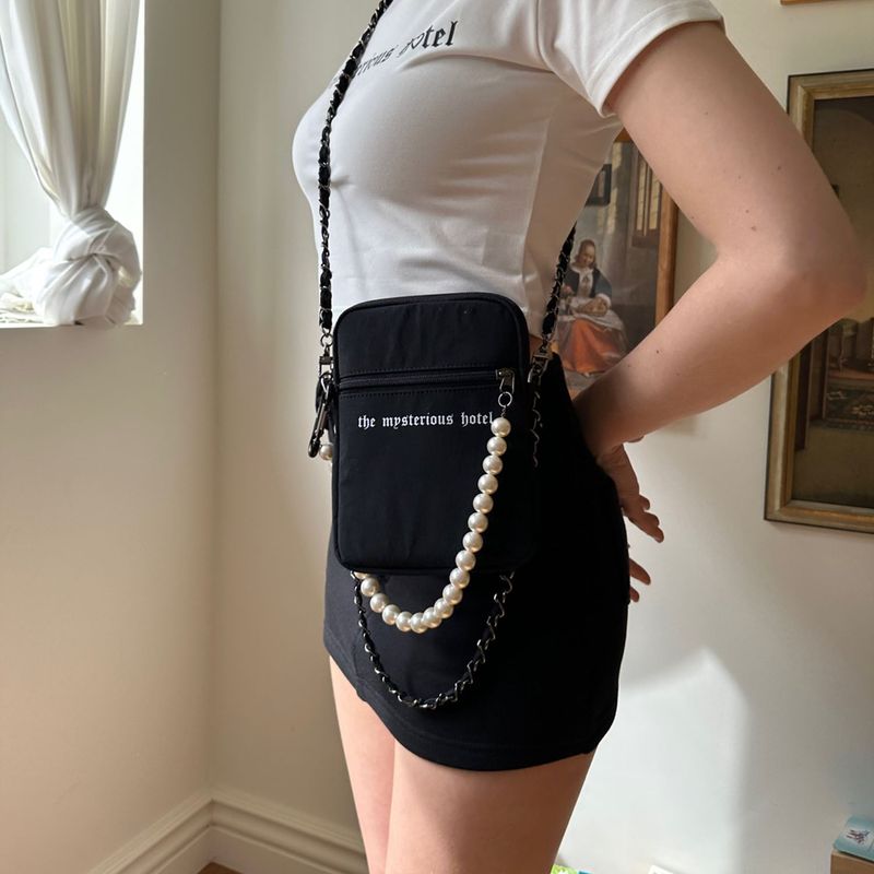 THE MYSTERIOUS HOTEL（ザ ミステリアス ホテル）の「PEARL SPORTY BAG（Bags）」