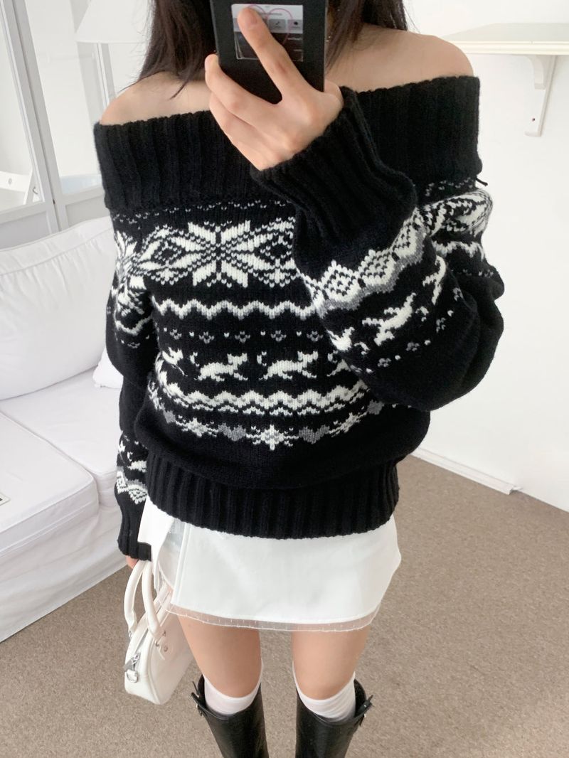 Snowfield Nordic Pattern Off-Shoulder Knit Top (Black)