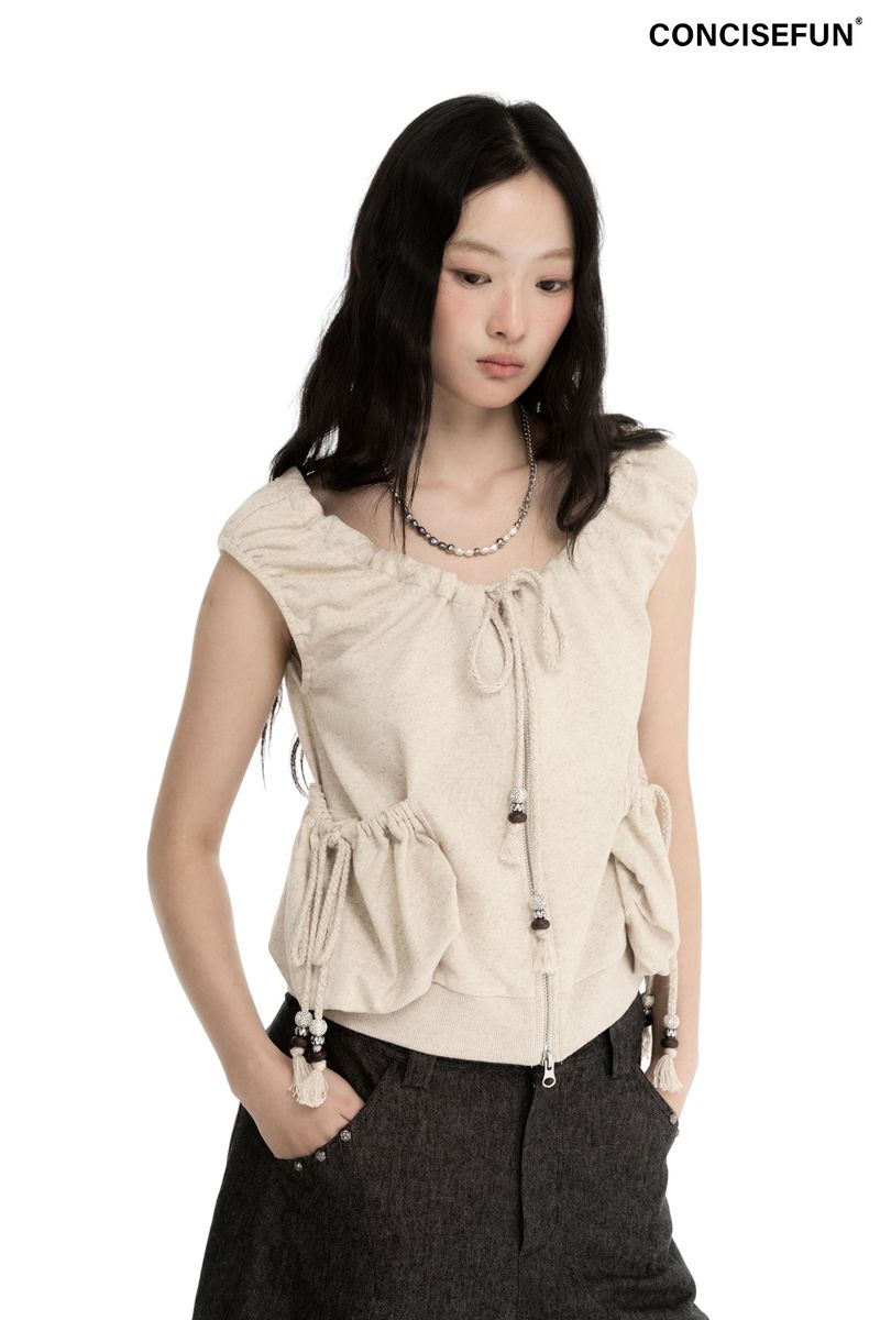 CONFUN（コンファン）の「CONFUN sleeveless drawstring beaded linen design short pullover hoodie（Tops）」