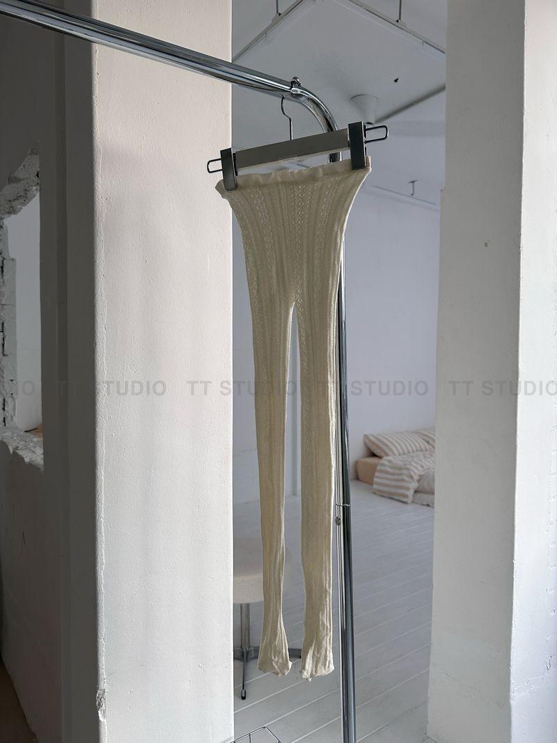 Lace tights