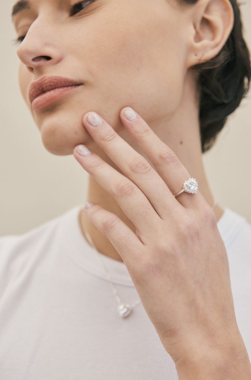 Third Movementの「Crystal Heart Ring (White)(Accessories)」