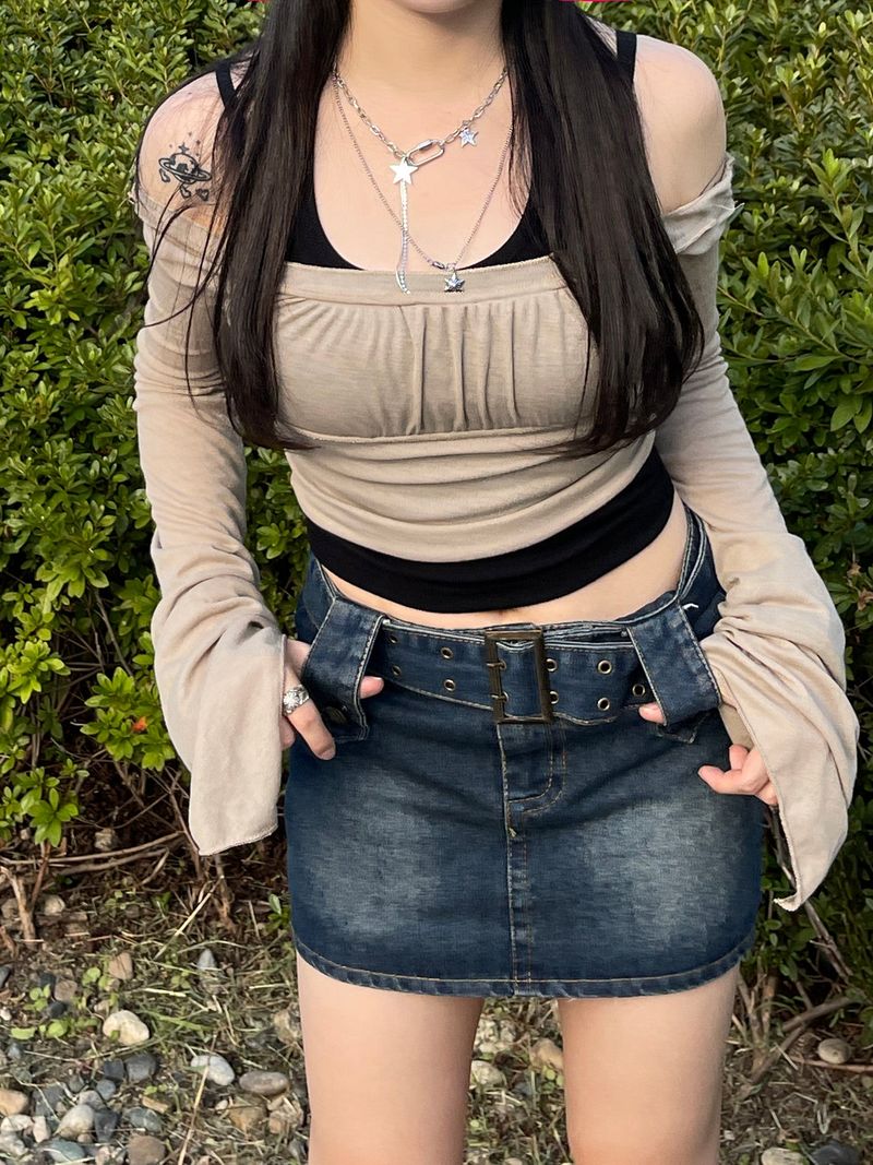 airy Off-Shoulder Shirring Long sleeve