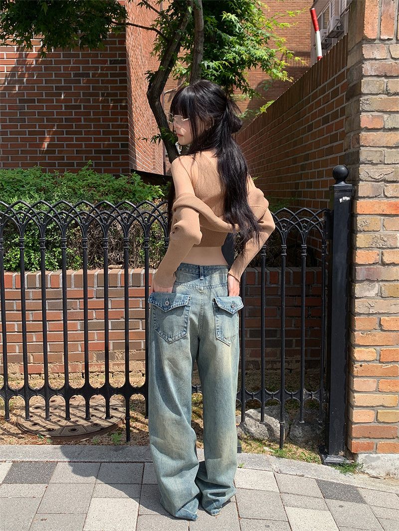 BACK POCKET WIDE JEANS