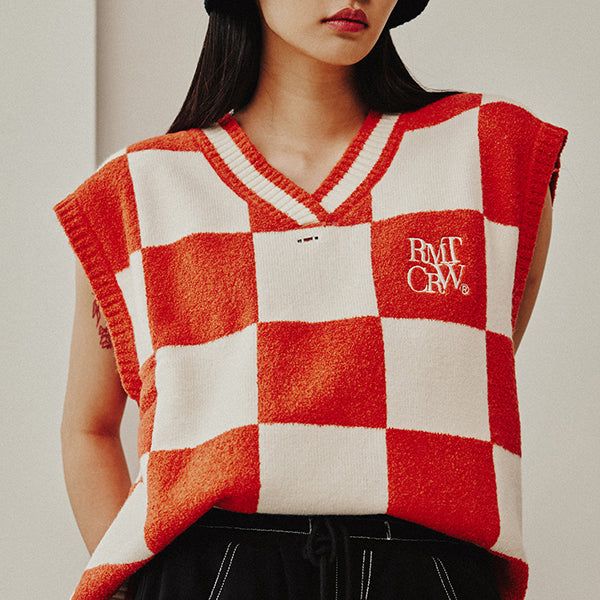 ROMANTIC CROWN（ロマンティッククラウン）の「CHECKER BOARD TERRY VEST_ORANGE（Tops）」