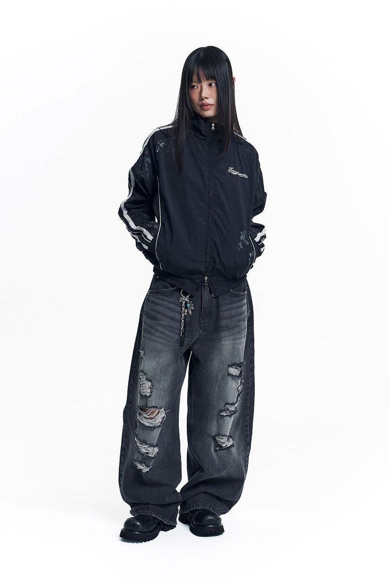 Distressed Curved Denim Pants - Black