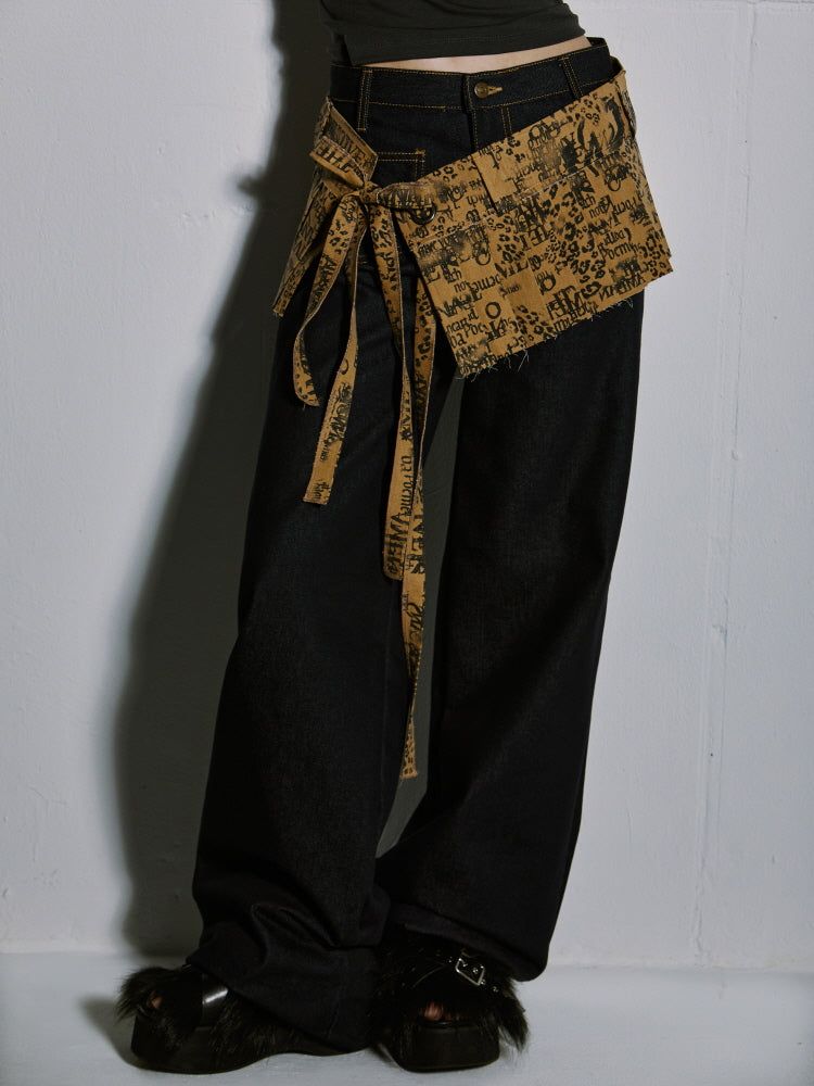  LETTERING PLEATS SKIRT