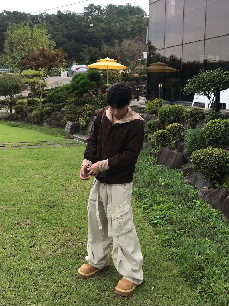 Rib Hood Half Zip-Up Knit
