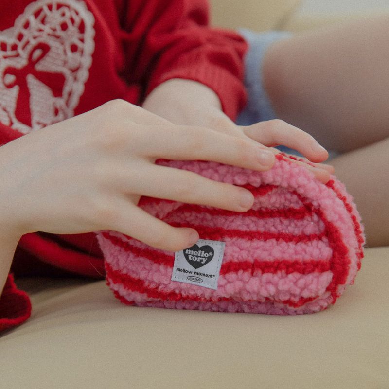 MELLOTORY PATTERN HANDY POUCH (STRIPE RED)