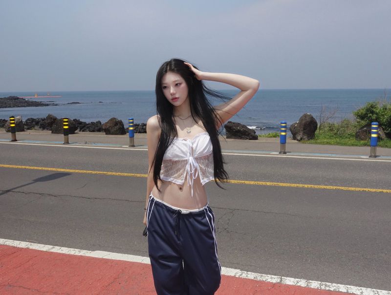 Lace Ribbon Cropped Sleeveless