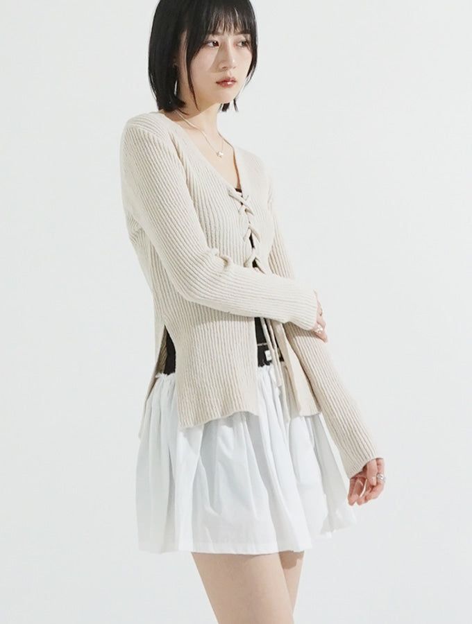 Side slit ribbed lace-up knit