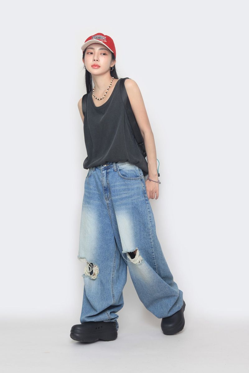 destroyed balloon denim pants
