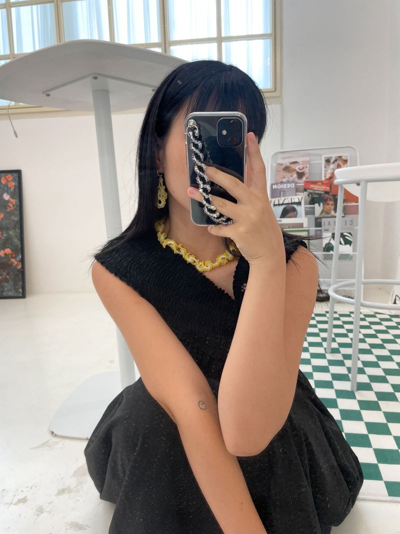Bubble crochet phone case strap (black)