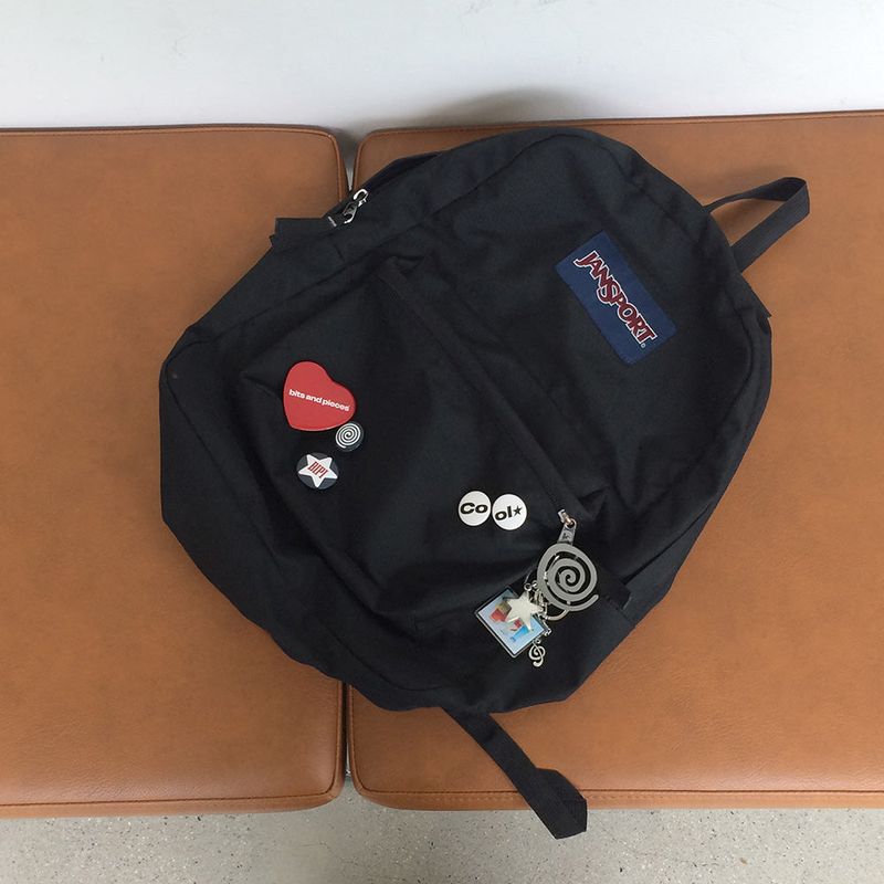 Cooling Club / pin button set 2. cool