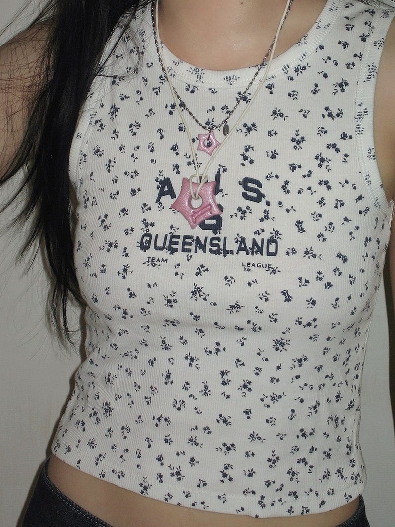 gleaming little star necklace [light pink]