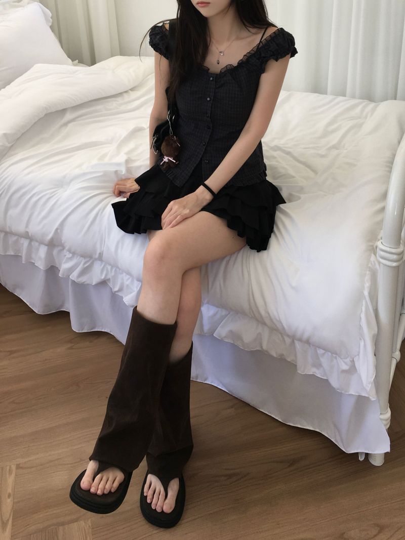 Roman Cancan mini skirt (2 colors)