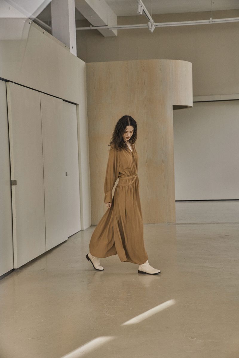 MYTHIC DRESS_CAMEL