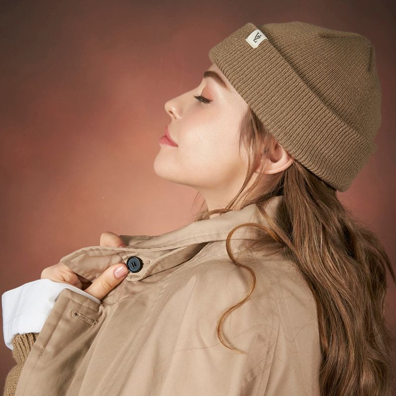 Monogram label beanie