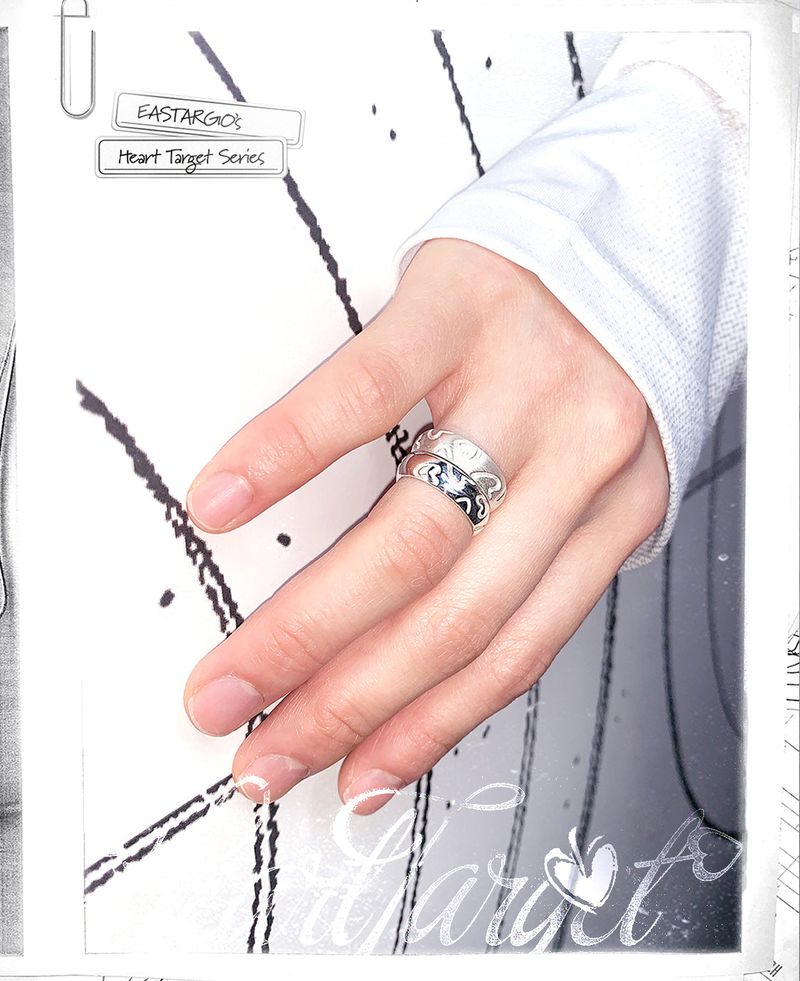 HEART TARGET RING