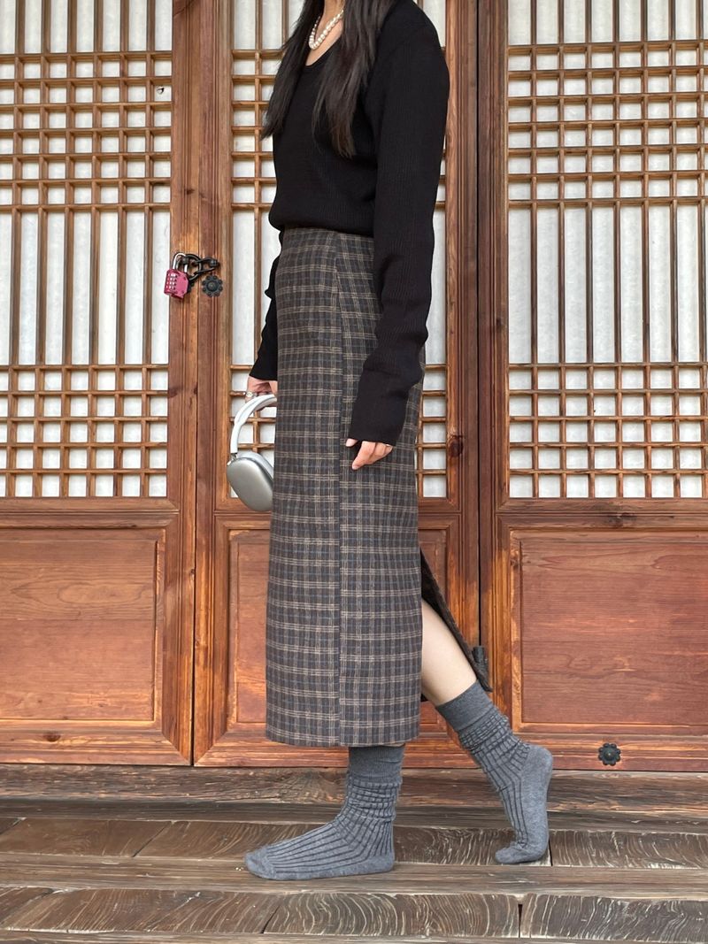 Tilda pleated U-neck Knit