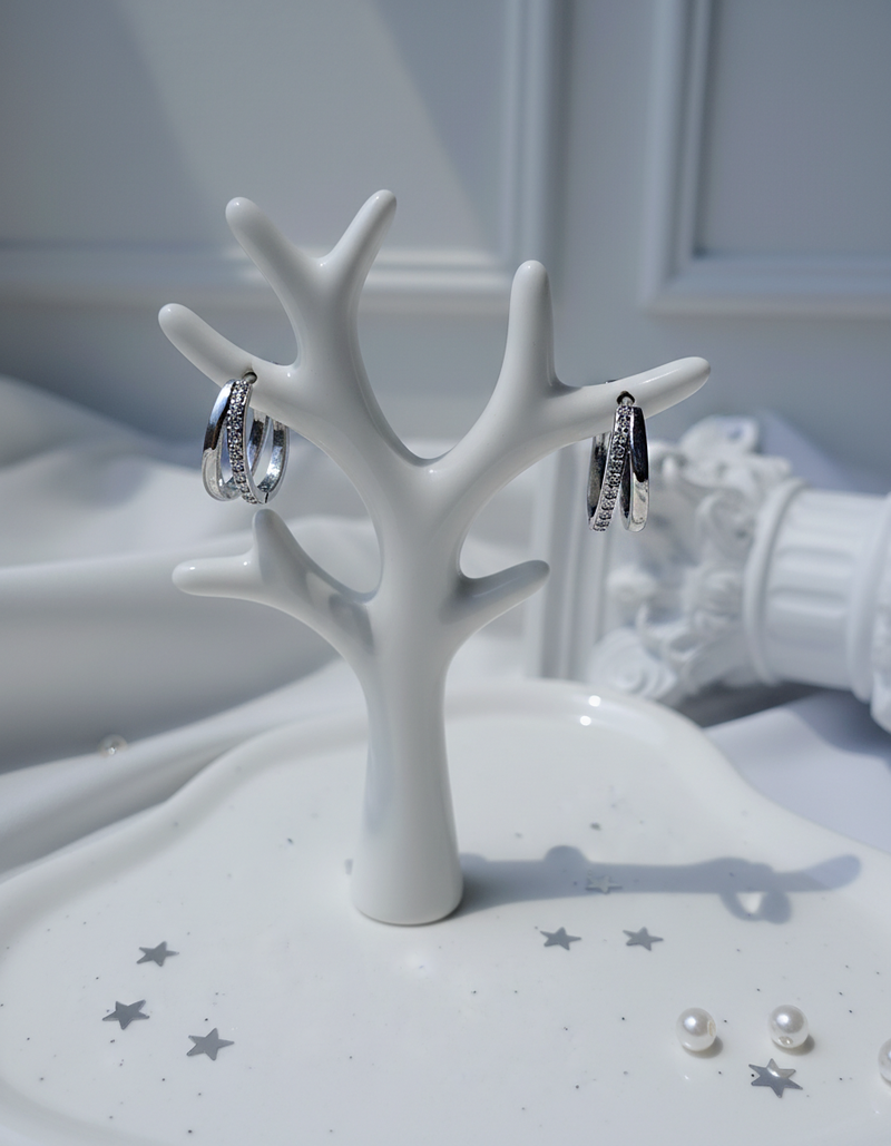 Glint Dual Ring Huggies Piercing