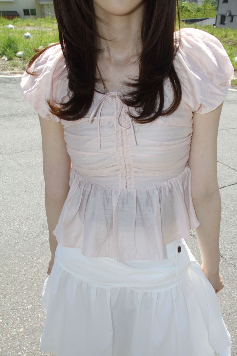 aoyu（アオユ）の「RIBBON PUFF SHIRRING BLOUSE (2COLOR)（Tops）」