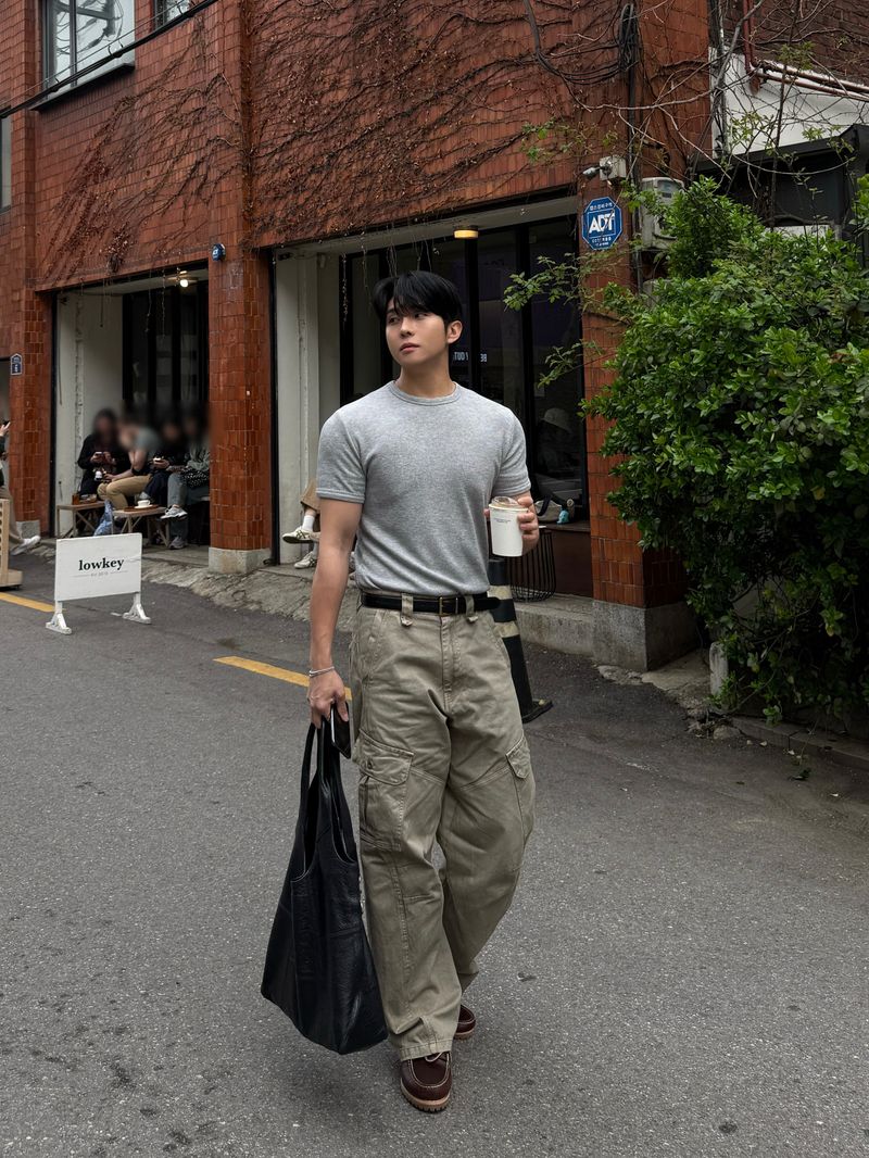 Twill curved wide cargo pants
