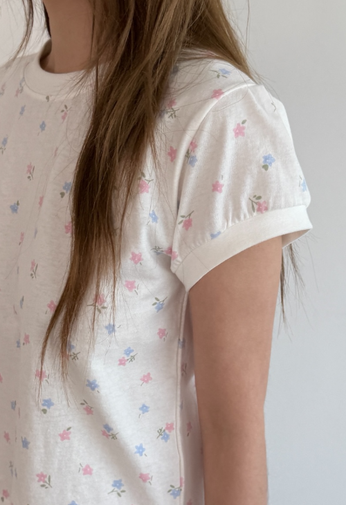 flowery shirring crop T