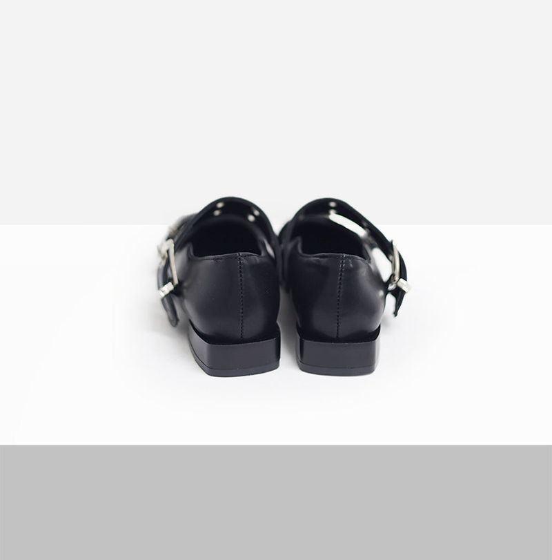 City Classic Buckle Loafers