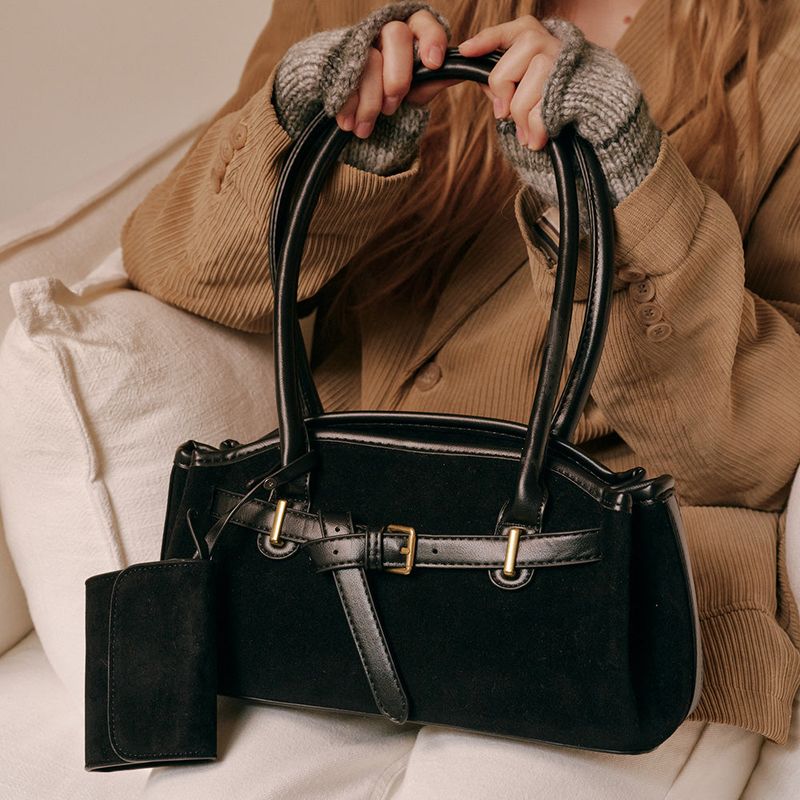 ALLINCOMPLETE（オールインコンプリート）の「Luze Suede Bag (Black)（Bags）」
